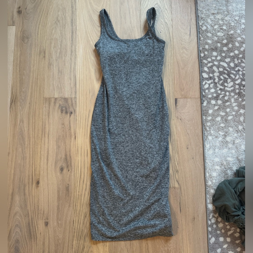 Vuori Gray Ruched Bodycon Dress Scoop Neck